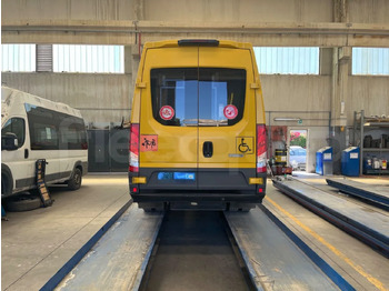 Autobús escolar Iveco Daily: foto 5 Autobús escolar Iveco Daily: foto 5