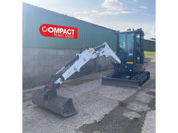 Miniexcavadora BOBCAT E27