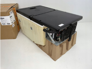 Cabina e interior para Camión LODÓWKA CHŁODZIARKA MAN TGS TGL TGM 3 TGS3 EURO 6 81639106400: foto 5