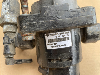 Válvula de freno para Camión ZAWÓR HAMULCA RĘCZNEGO WABCO MAN TGX TGA TGS 81521166075: foto 3 Válvula de freno para Camión ZAWÓR HAMULCA RĘCZNEGO WABCO MAN TGX TGA TGS 81521166075: foto 3