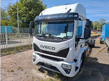 Camión chasis IVECO