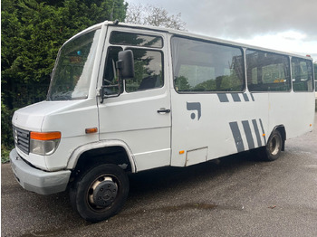 Autobús suburbano MERCEDES-BENZ Vario 815