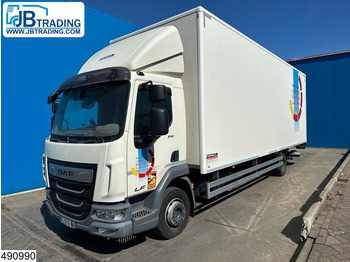 Camión caja cerrada DAF LF 210