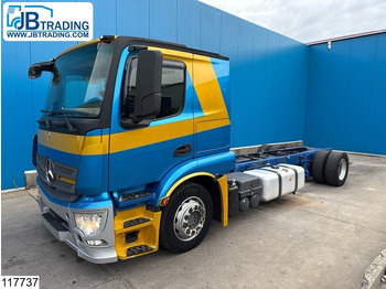 Camión chasis MERCEDES-BENZ Actros 1843