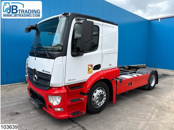 Cabeza tractora MERCEDES-BENZ Actros 1843