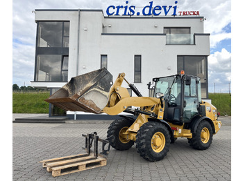 Cargadora de ruedas CATERPILLAR 906M
