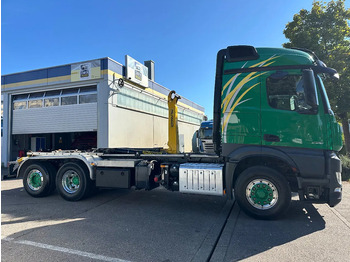 Camión multibasculante Mercedes-Benz Arocs 2551 6X4*HAD*Abroller *Palfinger*Euro6D*Intarder: foto 5 Camión multibasculante Mercedes-Benz Arocs 2551 6X4*HAD*Abroller *Palfinger*Euro6D*Intarder: foto 5