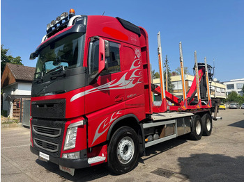 Camión forestal VOLVO FH 540