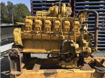 Maquinaria de construcción CATERPILLAR