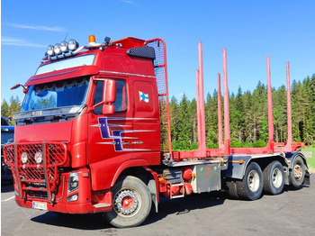 Camión forestal VOLVO FH16