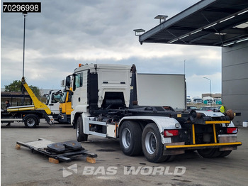 Camión multibasculante MAN TGS 33.440 6X4 25Ton AJK NHS25-5930 hooklift with 5th wheel Wechselsystem Manual Big-Axle Euro 5: foto 2 Camión multibasculante MAN TGS 33.440 6X4 25Ton AJK NHS25-5930 hooklift with 5th wheel Wechselsystem Manual Big-Axle Euro 5: foto 2