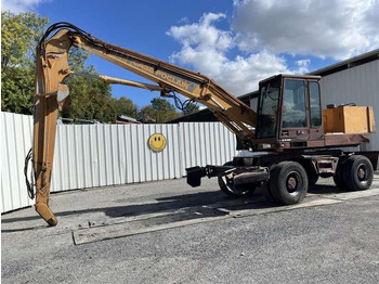 Manipulador de materiales CASE