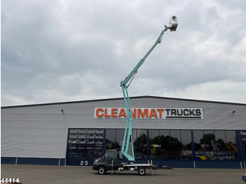 Camión Iveco Daily 35S12 20 Meter hoogwerker + JIB Just 6.039 km!: foto 2