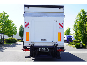 Camión frigorífico VOLVO FH 440 E5 6×2 Schmitz Refrigerator – pass-through Set 38 pallets: foto 5 Camión frigorífico VOLVO FH 440 E5 6×2 Schmitz Refrigerator – pass-through Set 38 pallets: foto 5