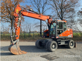Excavadora de ruedas DOOSAN DX165W