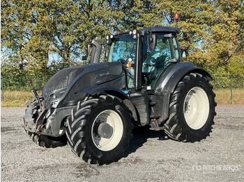 Tractor VALTRA T214