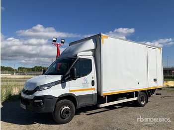 Camión caja cerrada IVECO Daily 70c18