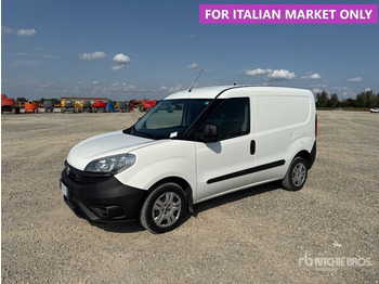 Furgoneta pequeña FIAT Doblo