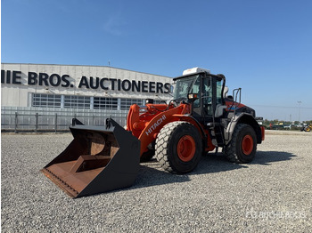 Cargadora de ruedas 2017 Hitachi Zaxis W220.6 Pala gommata: foto 2