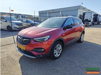 Coche OPEL