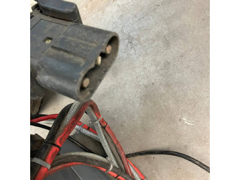 Piezas de recambio para Equipo de manutención Hawker 24V/72A Lifetech TC1LT: foto 4 Piezas de recambio para Equipo de manutención Hawker 24V/72A Lifetech TC1LT: foto 4