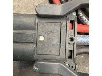 Piezas de recambio para Equipo de manutención Hawker 24V/72A Lifetech TC1LT: foto 3 Piezas de recambio para Equipo de manutención Hawker 24V/72A Lifetech TC1LT: foto 3