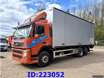 Camión caja cerrada VOLVO FM11
