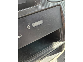 Camión con plataforma elevadora SOCAGE DA 320: foto 3