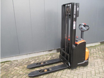 Apilador BT SWE 120: foto 2