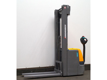 Apilador JUNGHEINRICH EJC