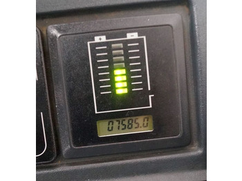 Transpaleta Jungheinrich ERE225: foto 4