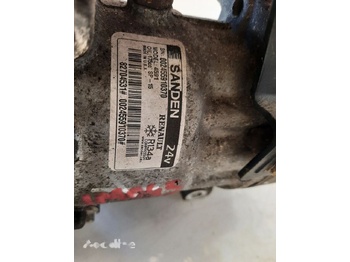 Compresor de aire acondicionado para Camión Renault RANGE T truck: foto 4