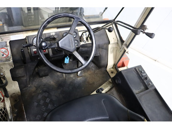 Carretilla elevadora diésel Nissan VF05H70U: foto 2 Carretilla elevadora diésel Nissan VF05H70U: foto 2