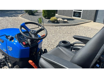 Tractor Solis H26 HST Hydrostat med Traktor dæk: foto 5 Tractor Solis H26 HST Hydrostat med Traktor dæk: foto 5