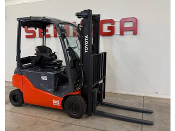 Carretilla elevadora eléctrica TOYOTA