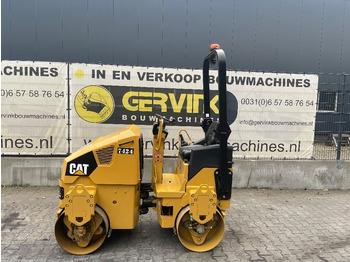 Apisonadora de asfalto CATERPILLAR CB14