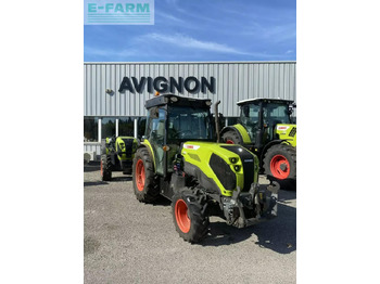 Tractor CLAAS Nexos
