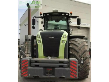 Tractor CLAAS xerion 5000 trac TRAC: foto 2 Tractor CLAAS xerion 5000 trac TRAC: foto 2