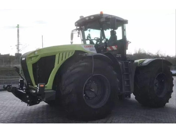 Tractor CLAAS Xerion 5000