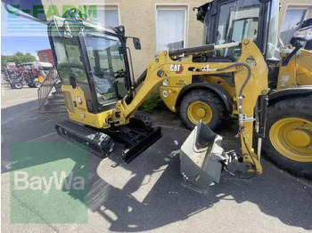 Miniexcavadora CATERPILLAR 302