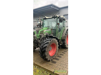 Tractor FENDT 211 Vario