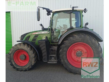 Tractor FENDT 724 Vario