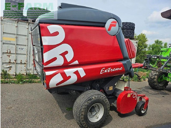 Empacadora de pacas cuadradas FERABOLI