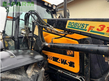 Tractor JCB