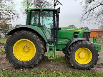Tractor JOHN DEERE 6830