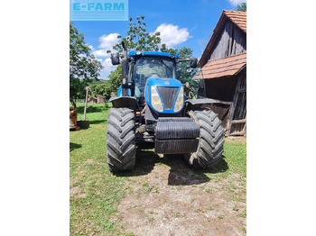 Tractor NEW HOLLAND T7050