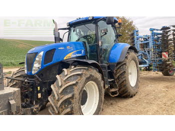 Tractor NEW HOLLAND T7050