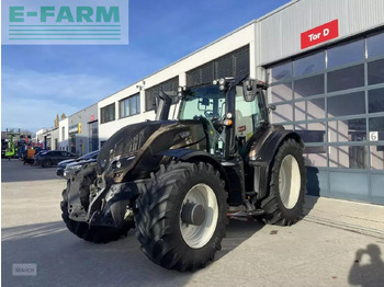 Tractor VALTRA T214