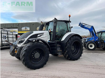 Tractor VALTRA T234