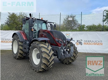 Tractor VALTRA T234